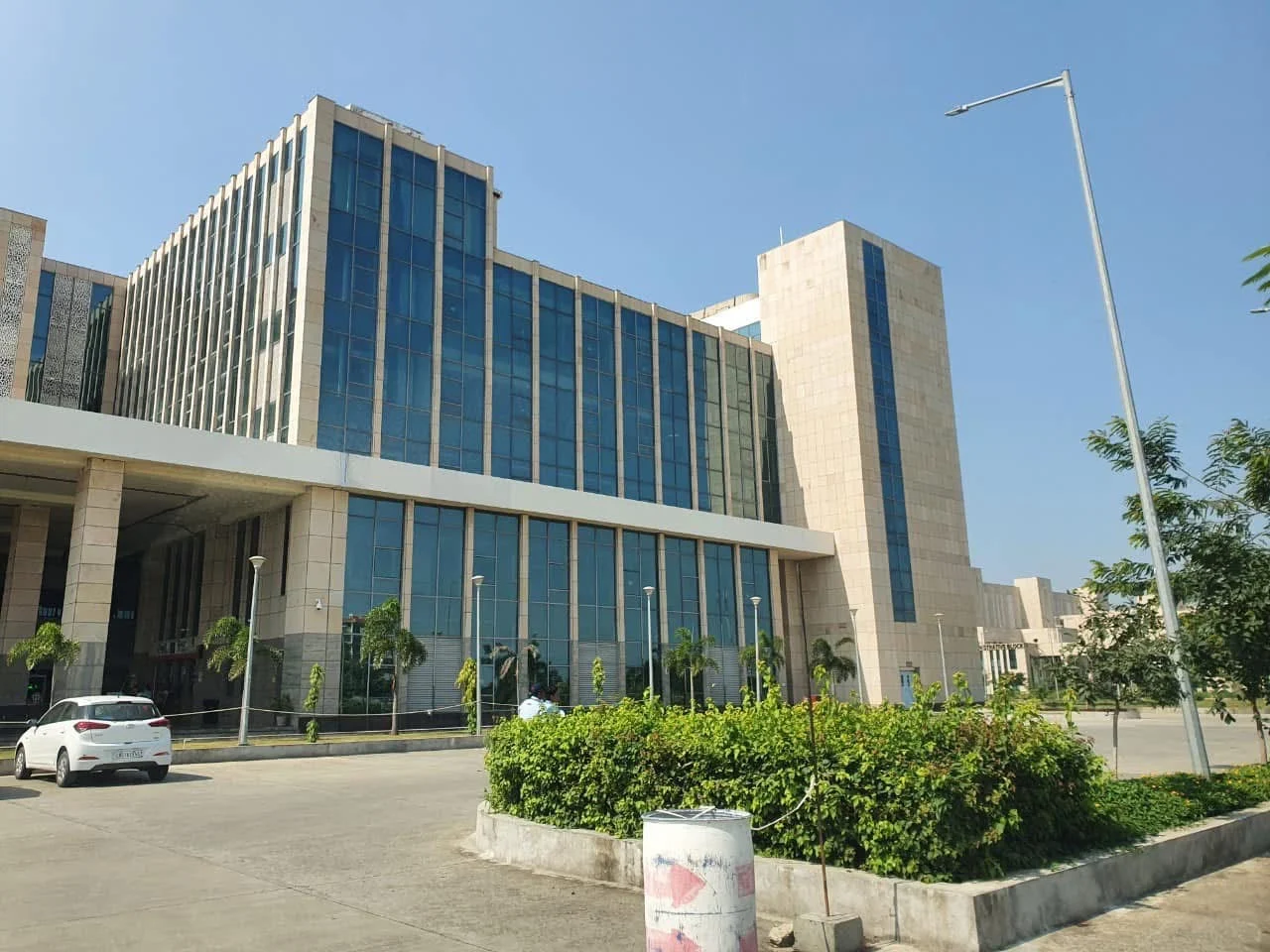 AIIMS Hospital — building frontage